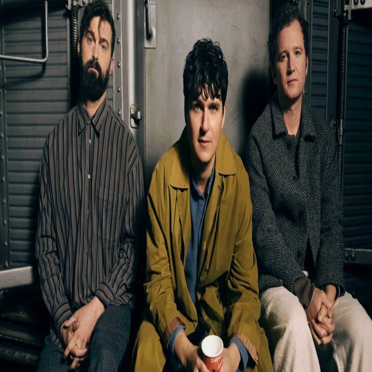 89 Vampire Weekend 