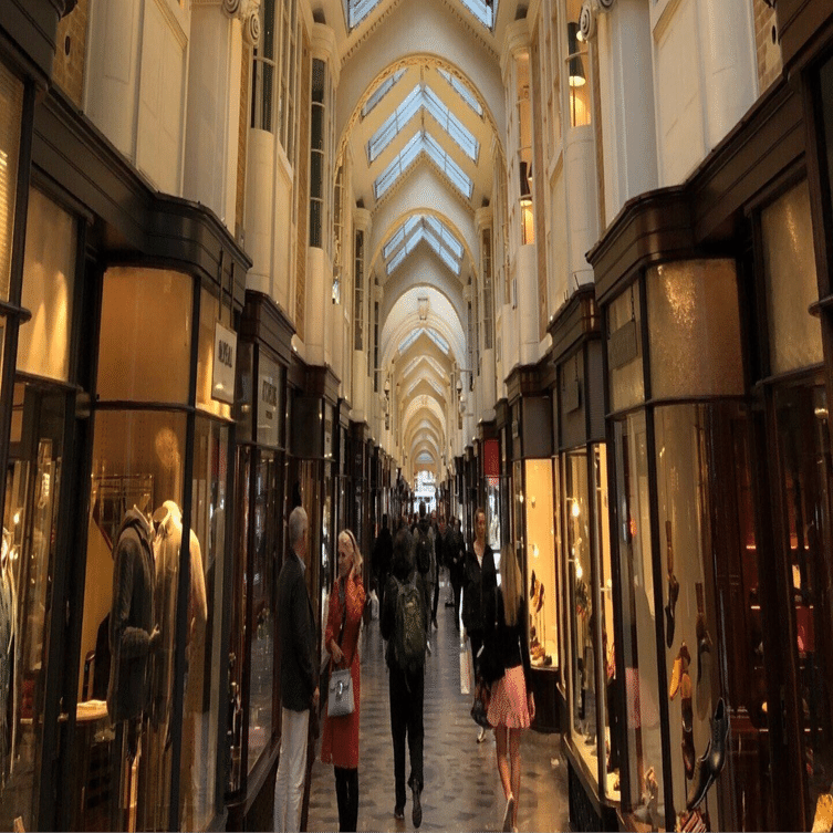 ディケンズ生誕200年｜井原慶一郎