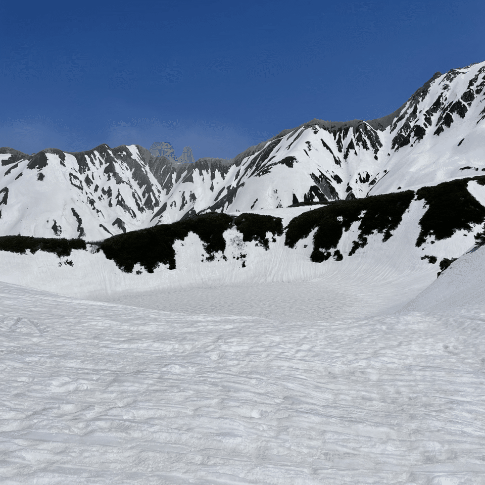 富山ではまだまだ雪山を歩ける｜天野夏海
