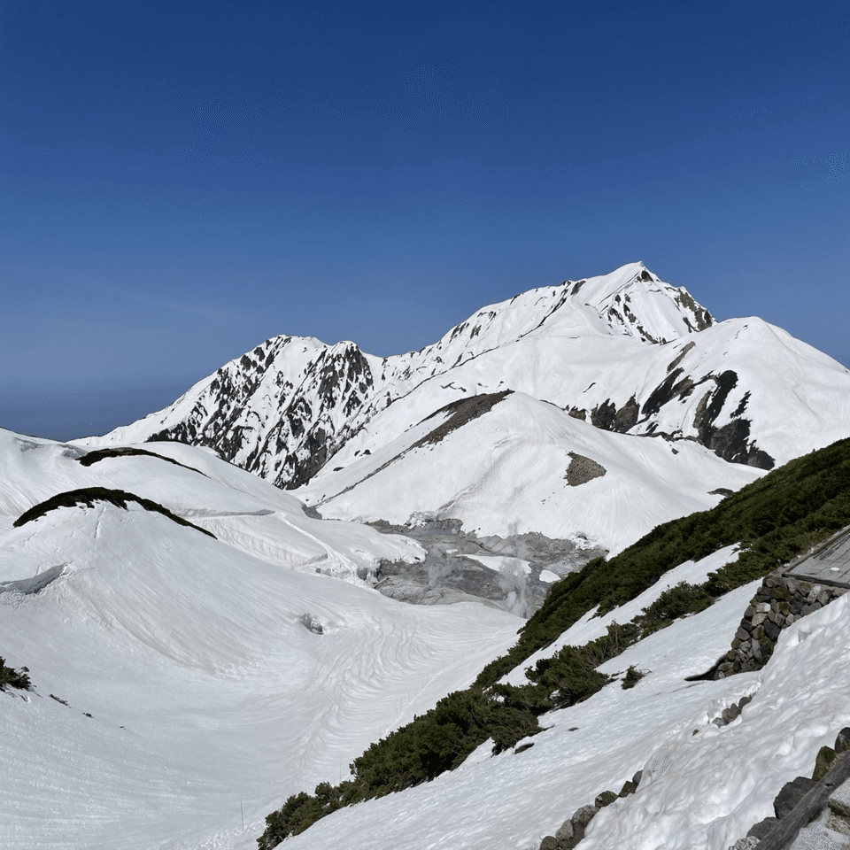 富山ではまだまだ雪山を歩ける｜天野夏海