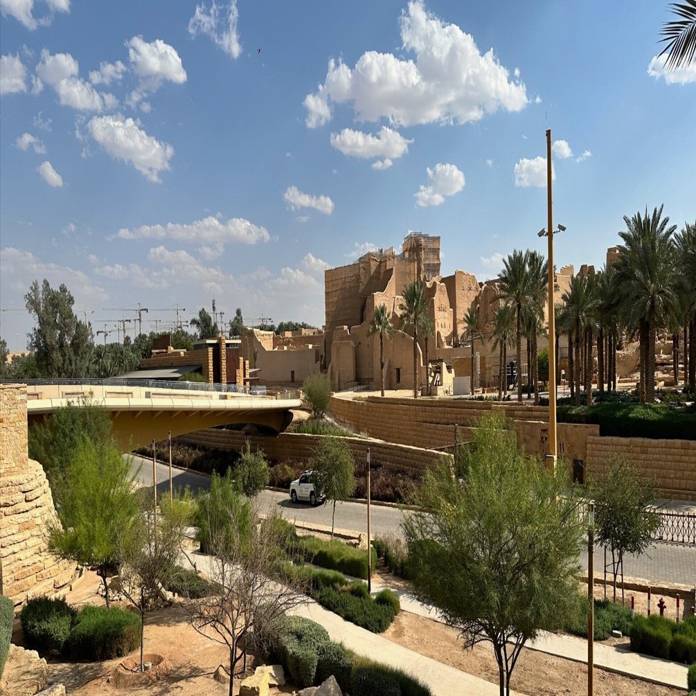 サウジアラビアの王子様 出品 img_d618941febb2d61a919ef81575