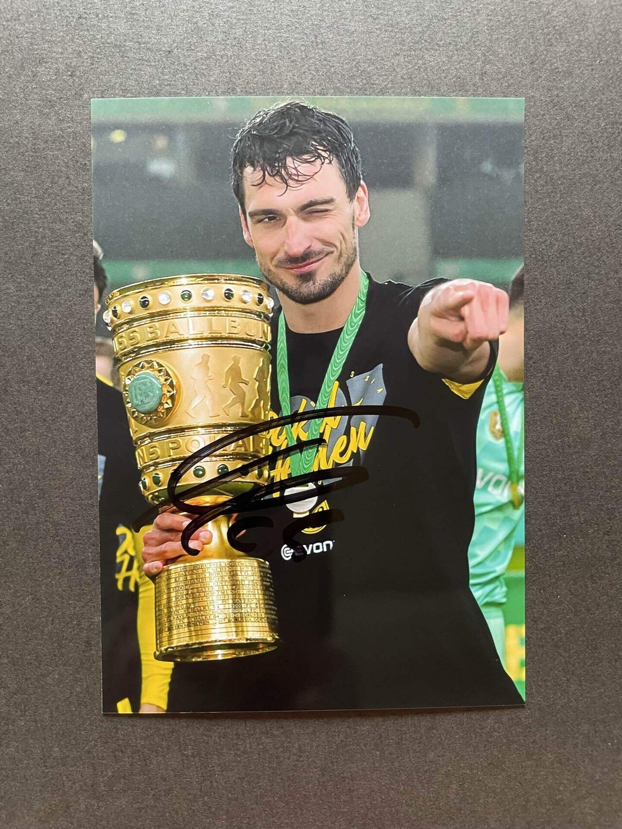 DAY18】Photo Autograph #15 Mats Hummels (not for sale)｜シロ