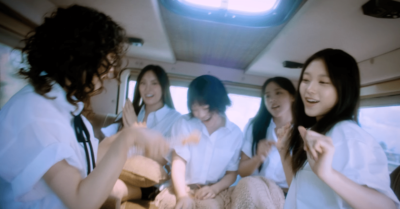 【楽天最安値に挑戦】 NewJeans (뉴진스) 'Bubble Gum' Official MV がとても良い タレントカード
