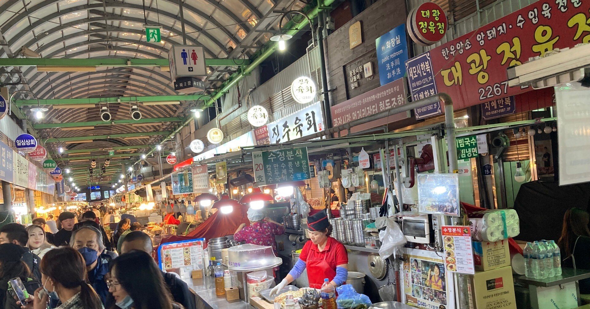 韓国1人旅】アクセサリー爆買いと屋台デビュー（3日目②）｜Sato