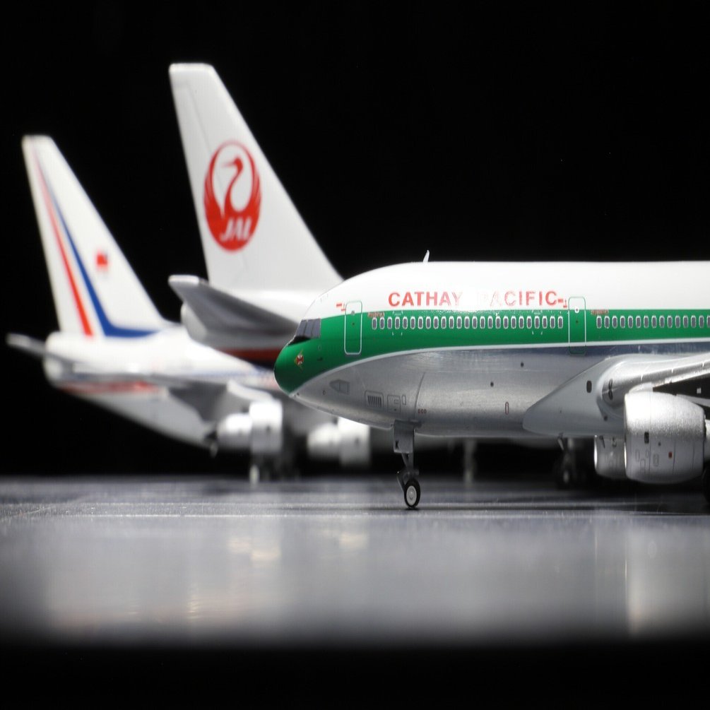 1/400 NGmodels Cathay Pacific VR-HHK Lockheed L-1011-1