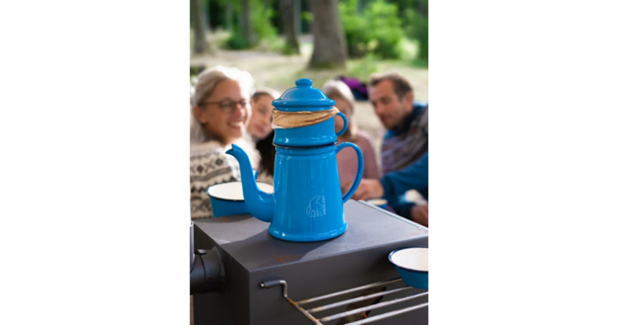 NordiskのMadam Blåコーヒーポットでヒュッゲなひとときを｜アラン藤島