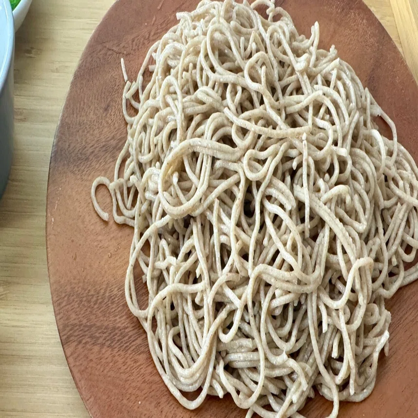 私が手打ちに勝ると信じる機械打ち十割蕎麦製作手順｜ubuman