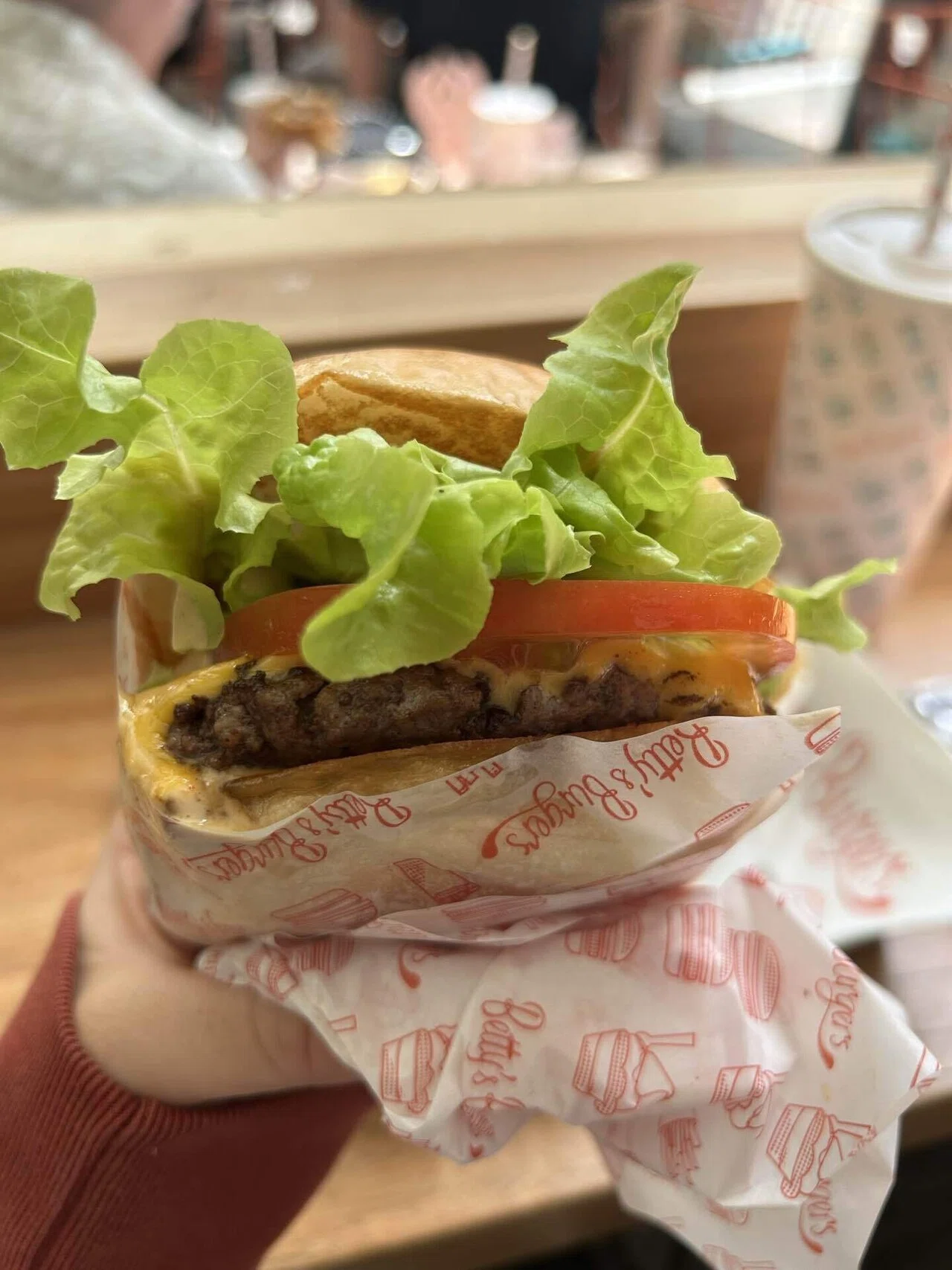 Betty's Burger🍔｜うさ子