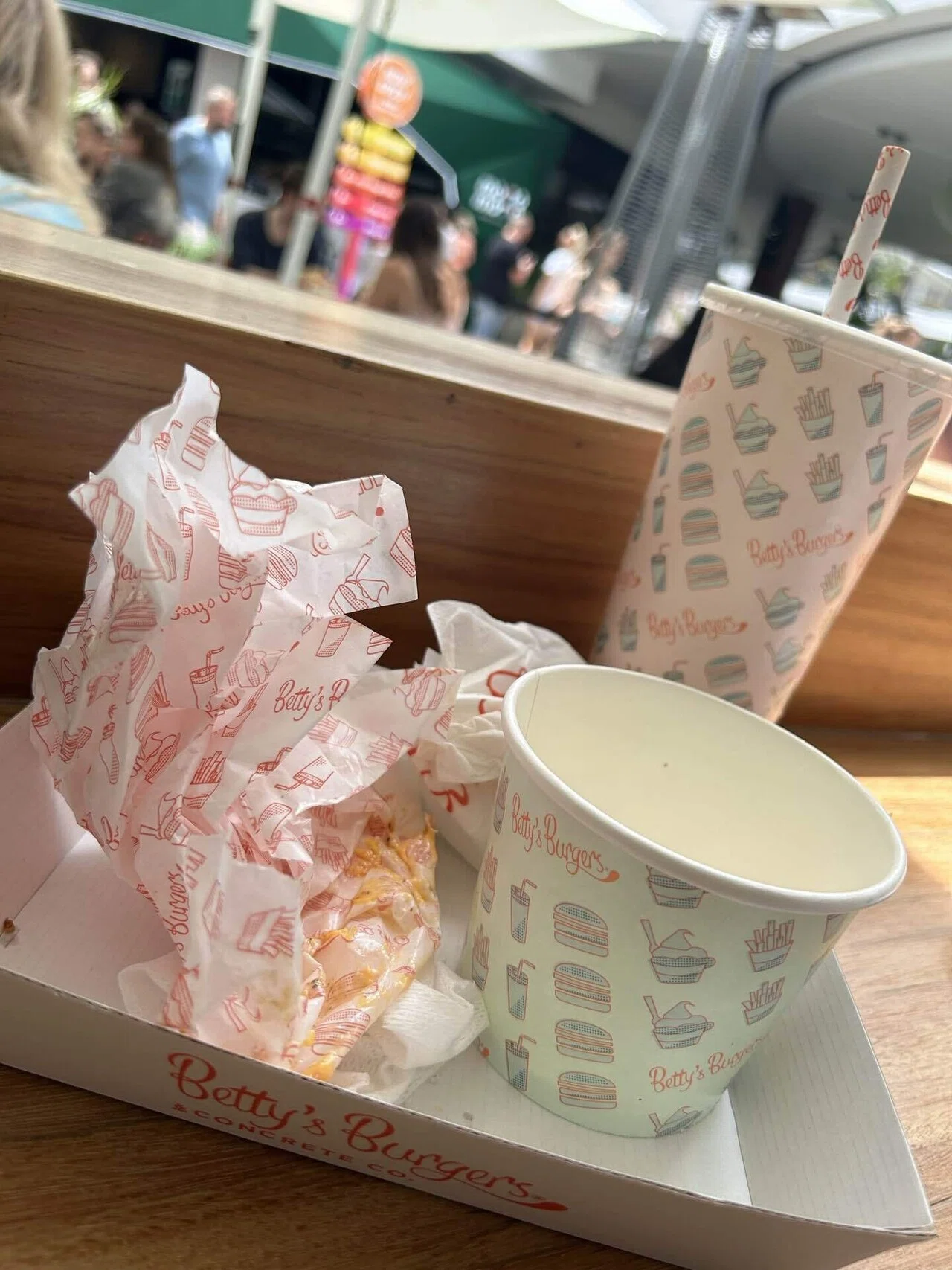 Betty's Burger🍔｜うさ子