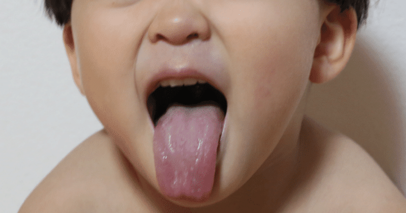 【育児】舌を出す娘
