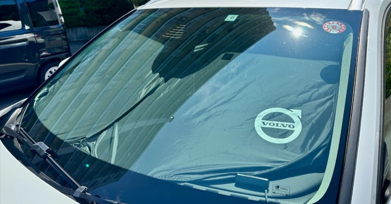 XC40純正サンシェード【ワンタッチ・フロント&サイドサンシェード XC40純正サンシェード【ワンタッチ・フロント&サイドサンシェード