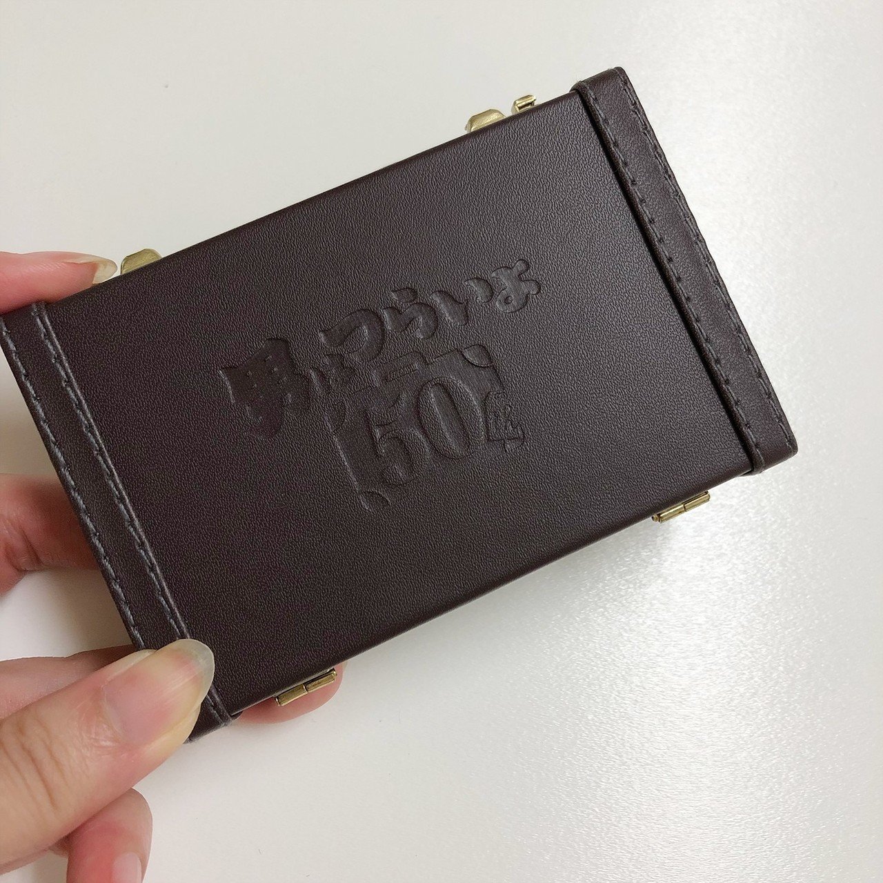 男はつらいよ』トランク型名刺ケースが可愛すぎる！【“寅んく