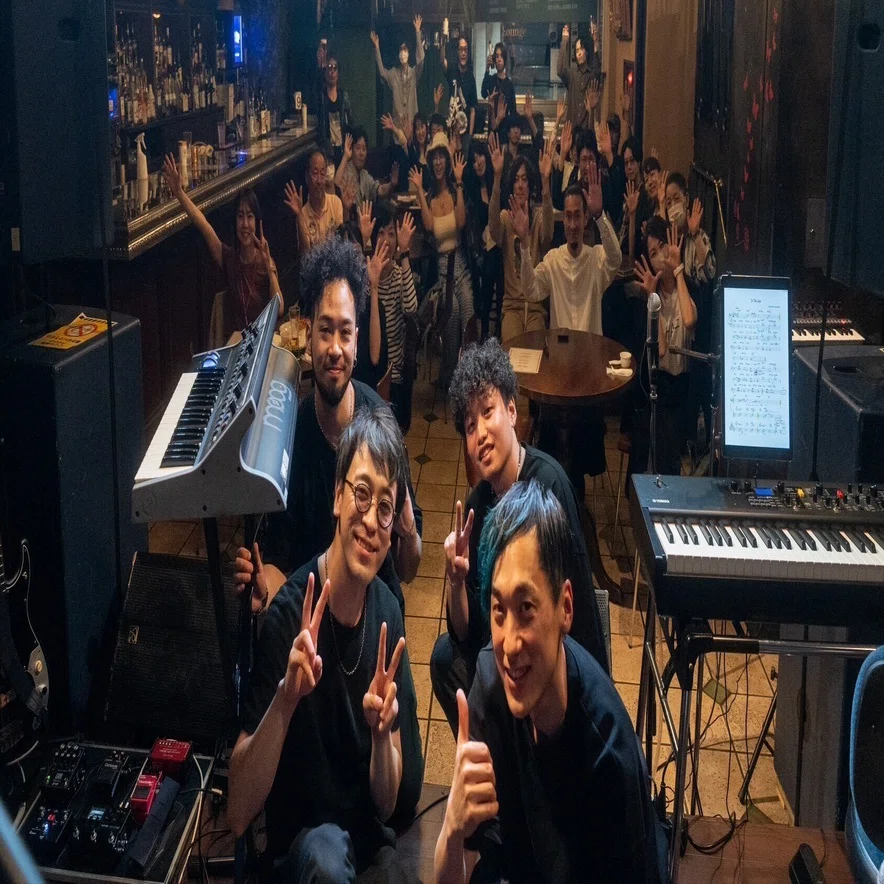 ライブ終わったので、次はトッププロになる｜北川アツト - ベーシスト
