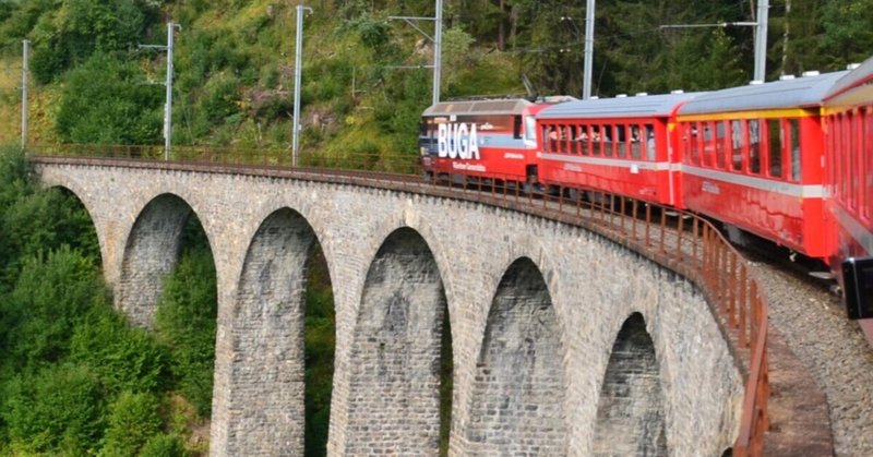スイス鉄道旅行では氷河急行よりも代替手段がおすすめ