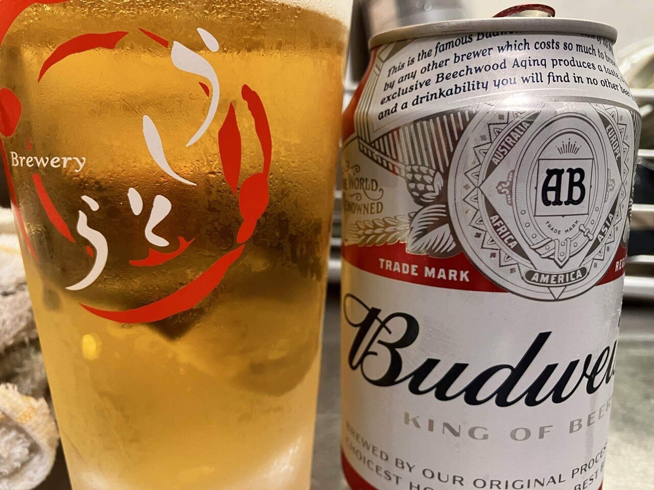 アサヒスーパードライと他のを飲み比べる｜Hysteric_Bar