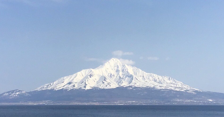 神々しい利尻富士｜ShirahamaMasaya