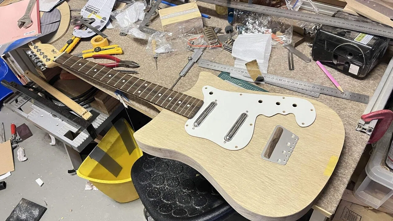 ギター製作】Alamo Fiesta的ギターの製作 ③(各部加工と仮組み)｜れんたろ