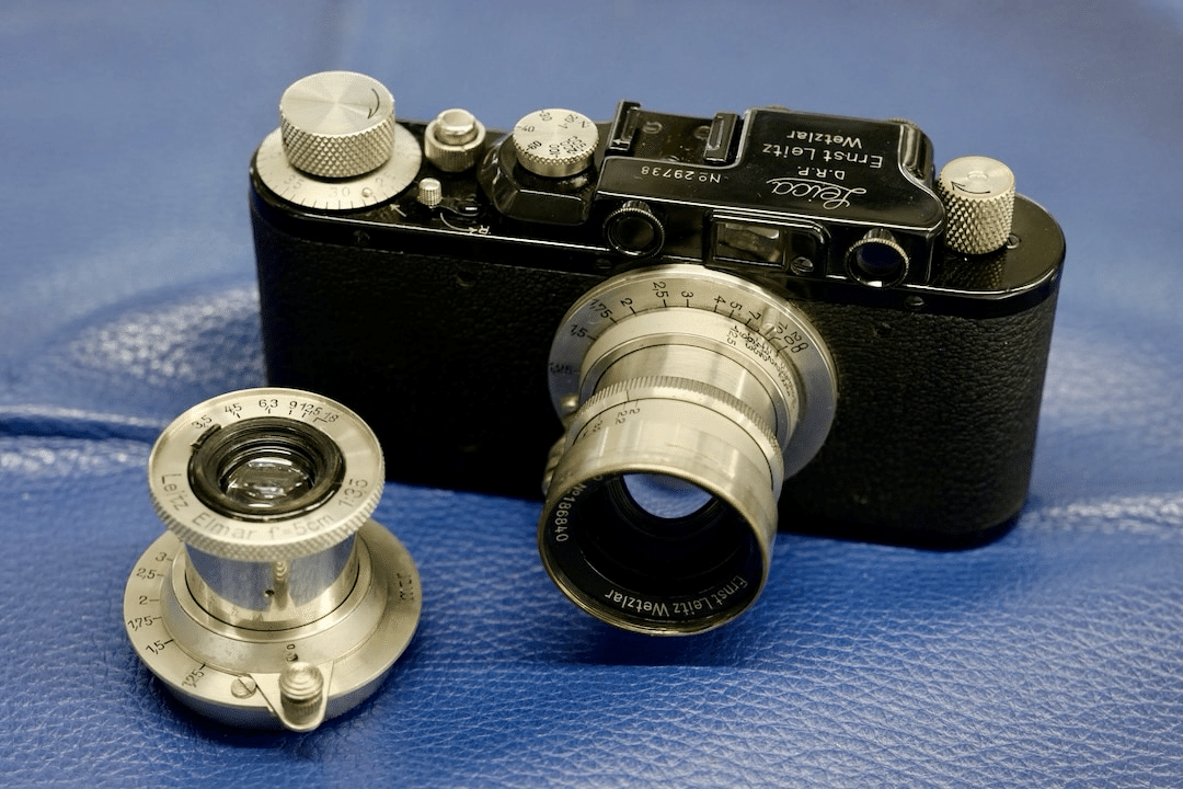 Leica 5cm f2 Summar (1937) chrome lens Ex+ – Classic