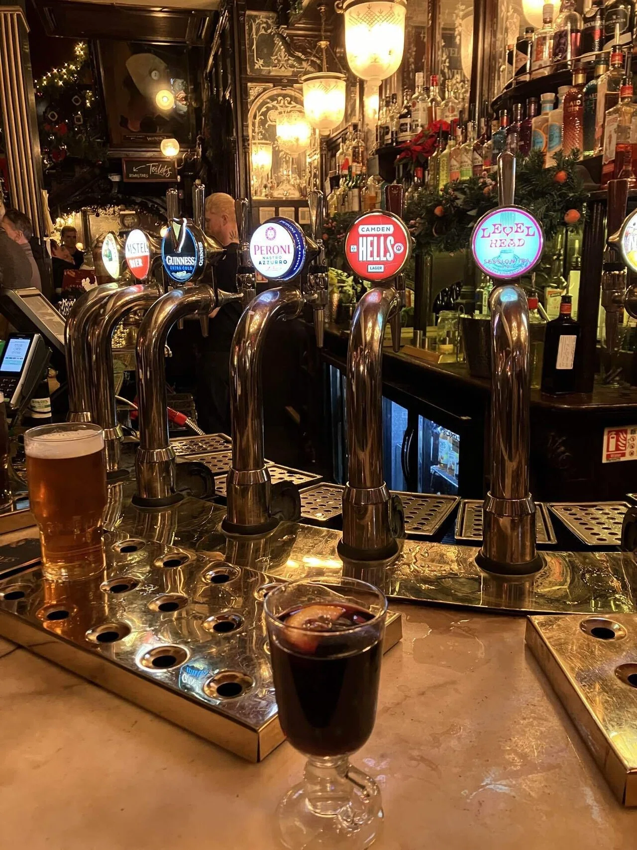 イギリス🇬🇧】ロンドンでpubめぐり！｜meg