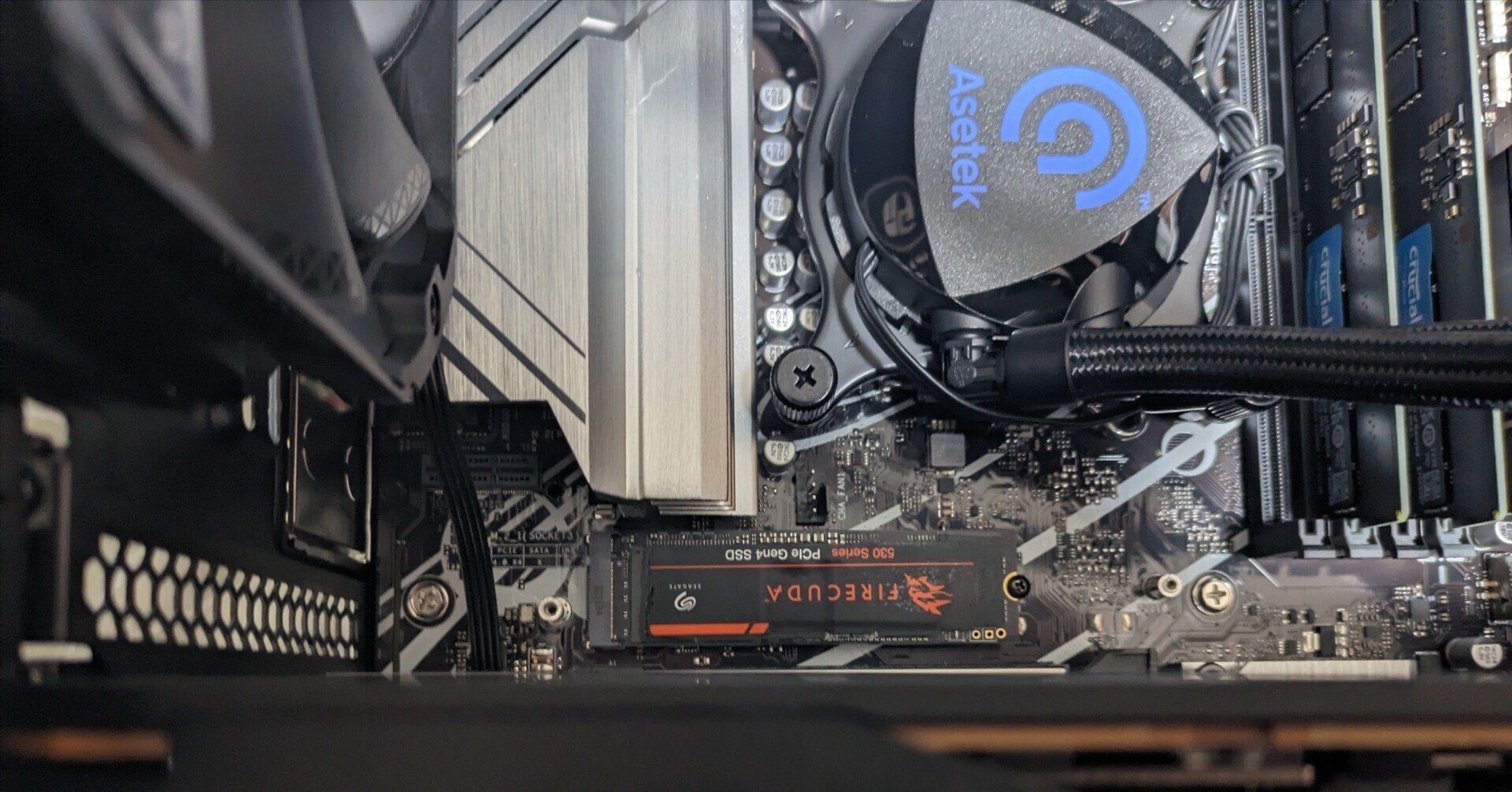 美品！ マイニングセット PC自作セット一式 OS:windows10・マザーボード:TB250-BTC  ・CPU:CeleronG3930・SSD120GB・