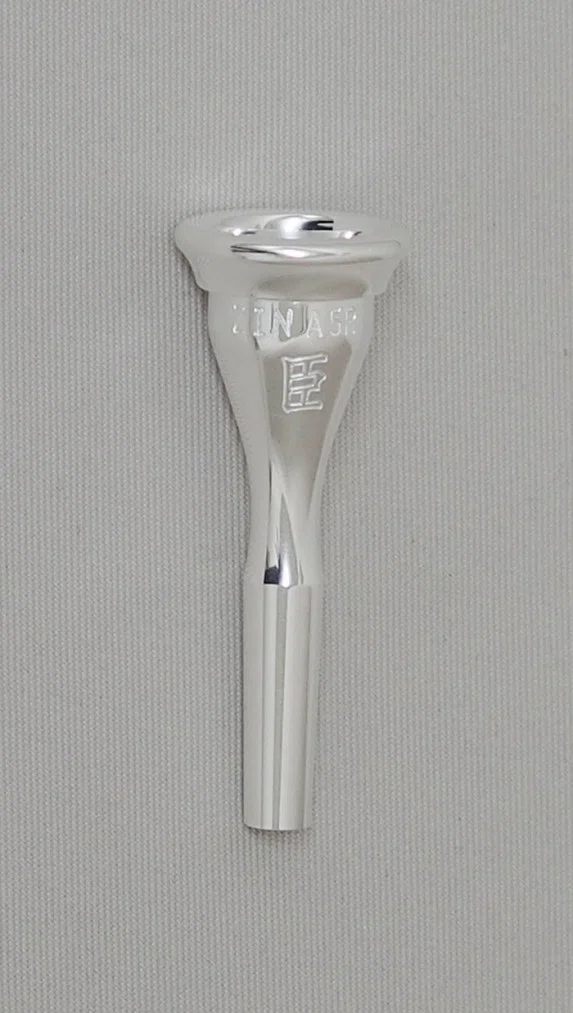 ホルン マウスピース uカップ vカップ 違い マウスピースのサイズ変更
