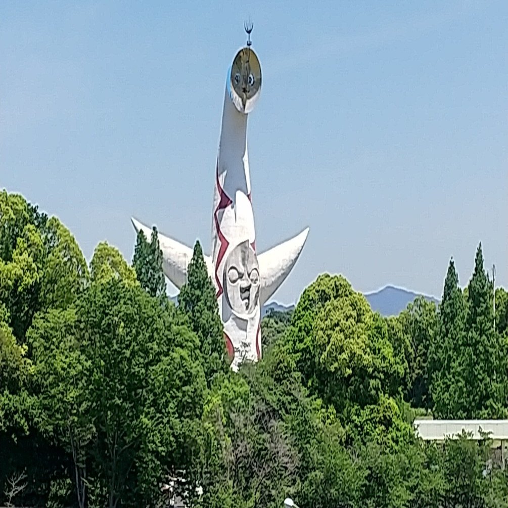 万博公園①～みんぱくの仮面｜そら