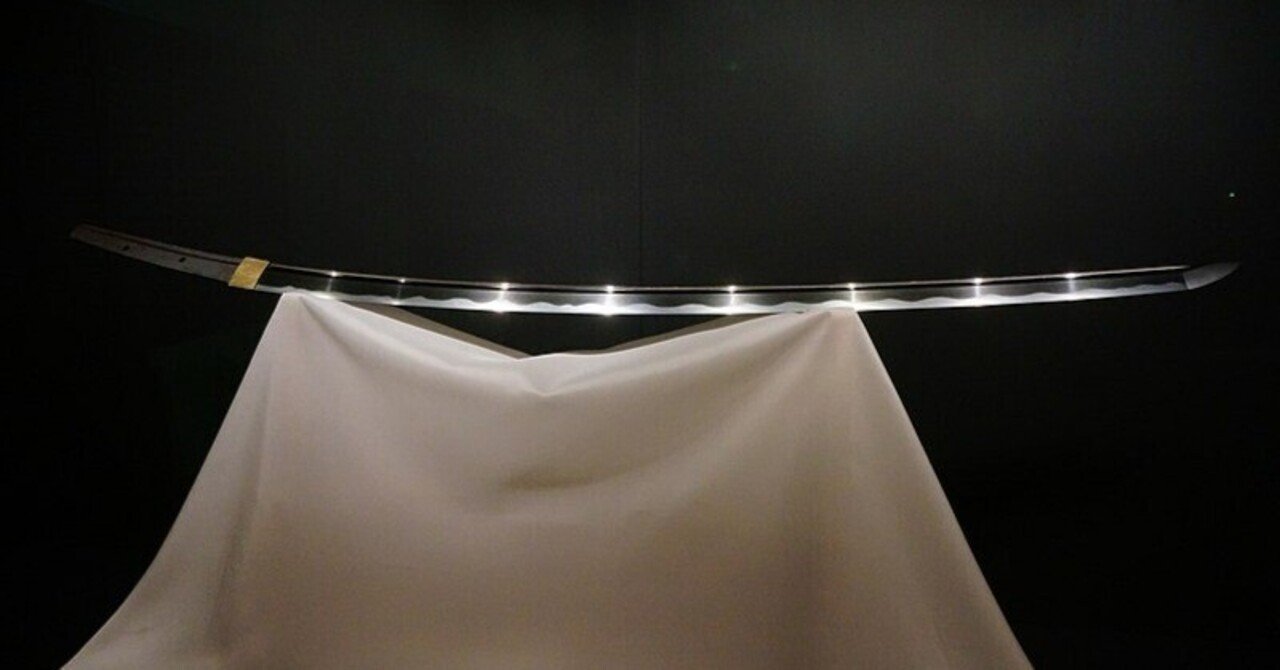 太刀鍔 時代室町はあるかもしれない 8.2x8.0 覆輪のところで5mm