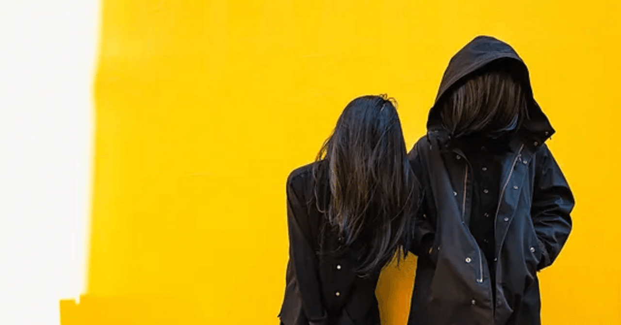 これって本当に新人？」全てが謎に包まれており、正体不明の「怪人」を