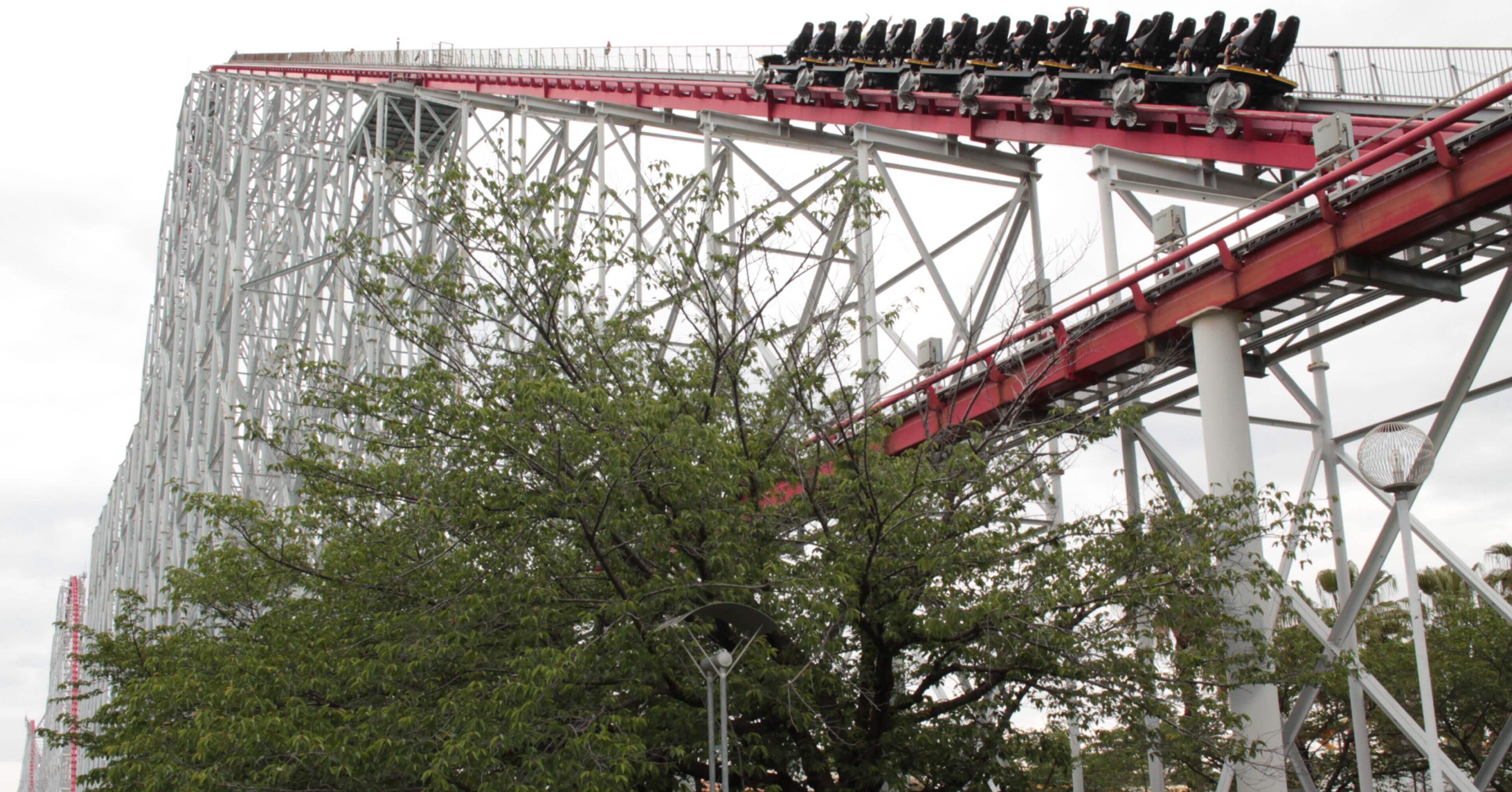 グランド・ドラゴン 2000攻撃力 d277e4628bc92d02e52ba185d1179c