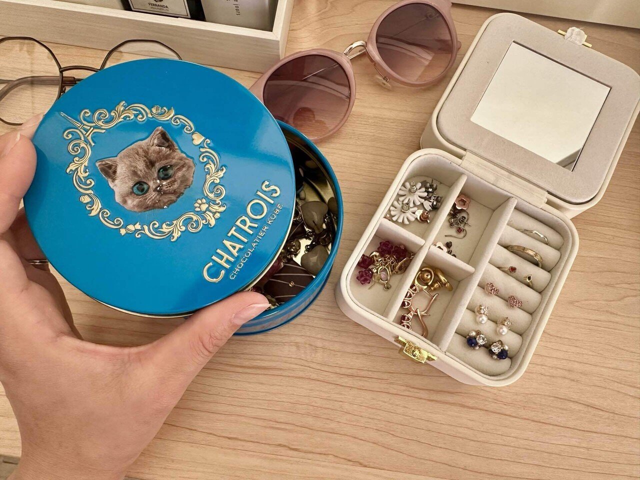 小物を制する女になりたい👼のでジュエリーボックスを断捨離💍｜小谷