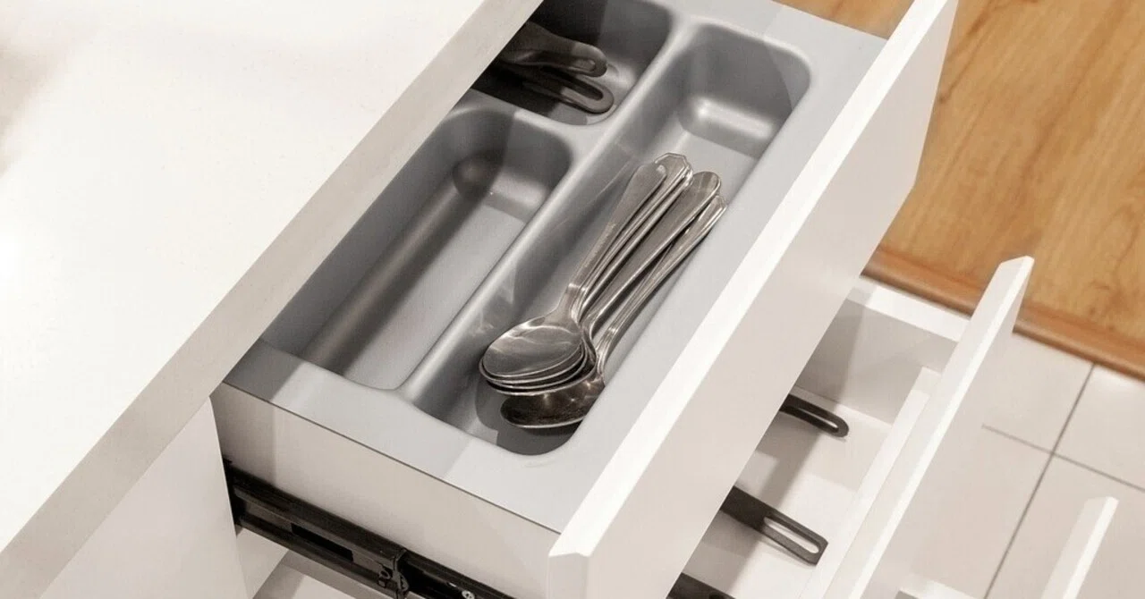 Kitchen Renovation: Thinking About Drawers.｜エミリー＠ワレアレア合同会社