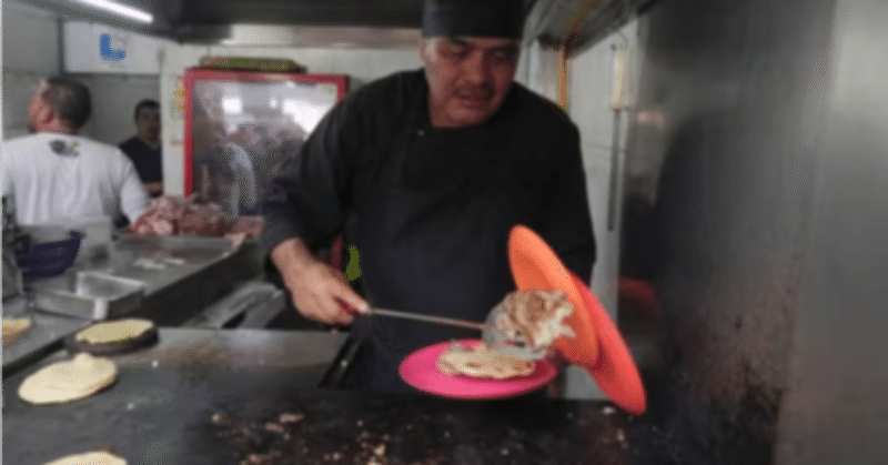  VOA 40519 | Taco Stand in Mexico City Gets Michelin Star [4'38"]