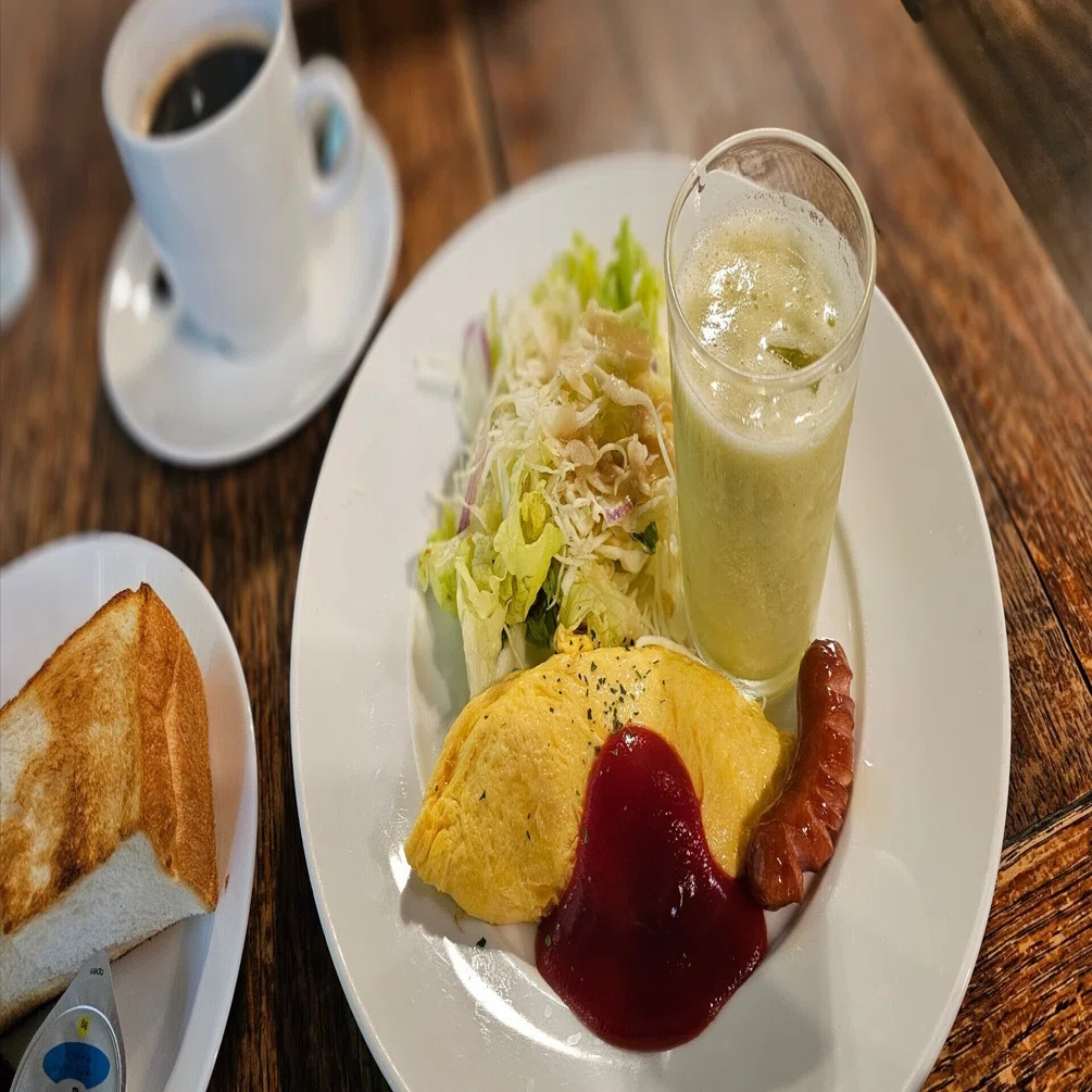 185 カフェでモーニング / 心落ち着いて1日をスタートする / 自分を