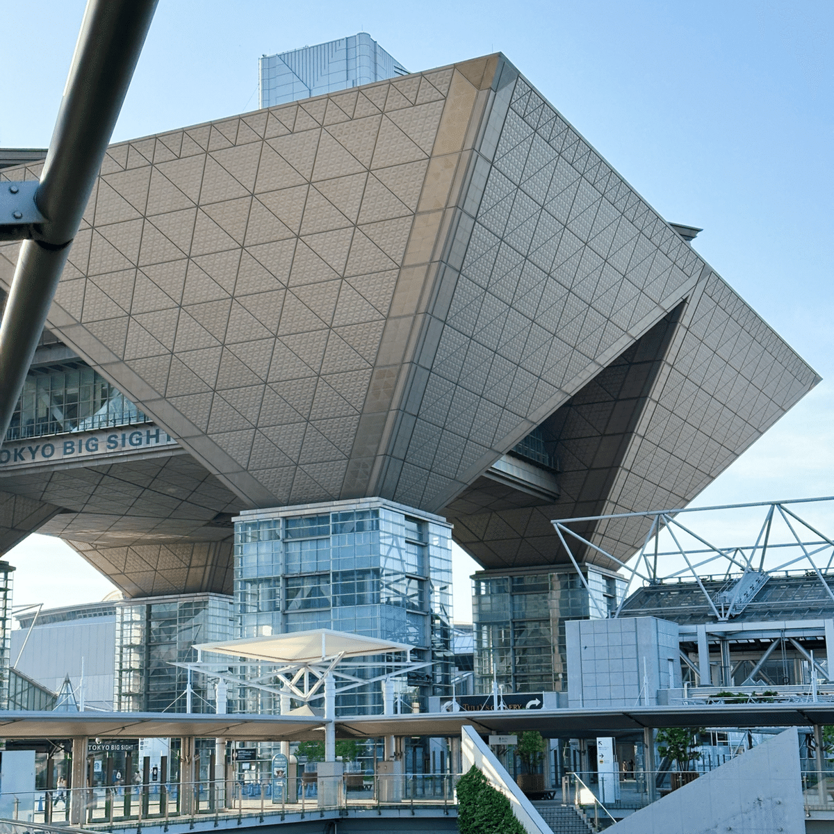 ノーザンライツ ボロシリケイトガラス 水（赤海月）　ガラス ノーザンライツ ボロシリケイトガラス 水（赤海月）ガラス