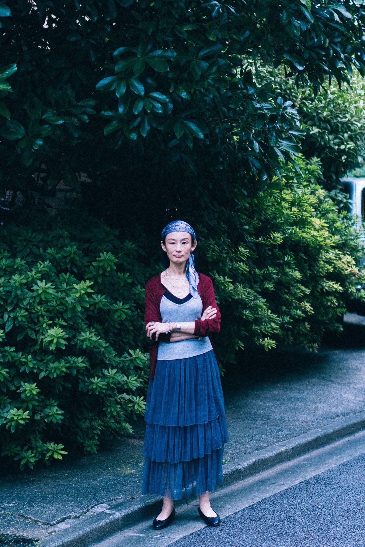 交渉中]緑色のスカート 初々し 