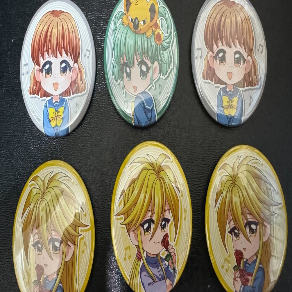 ときメモ30周年ライブの缶バッチのシークレット2が後野席子ちゃんだっ