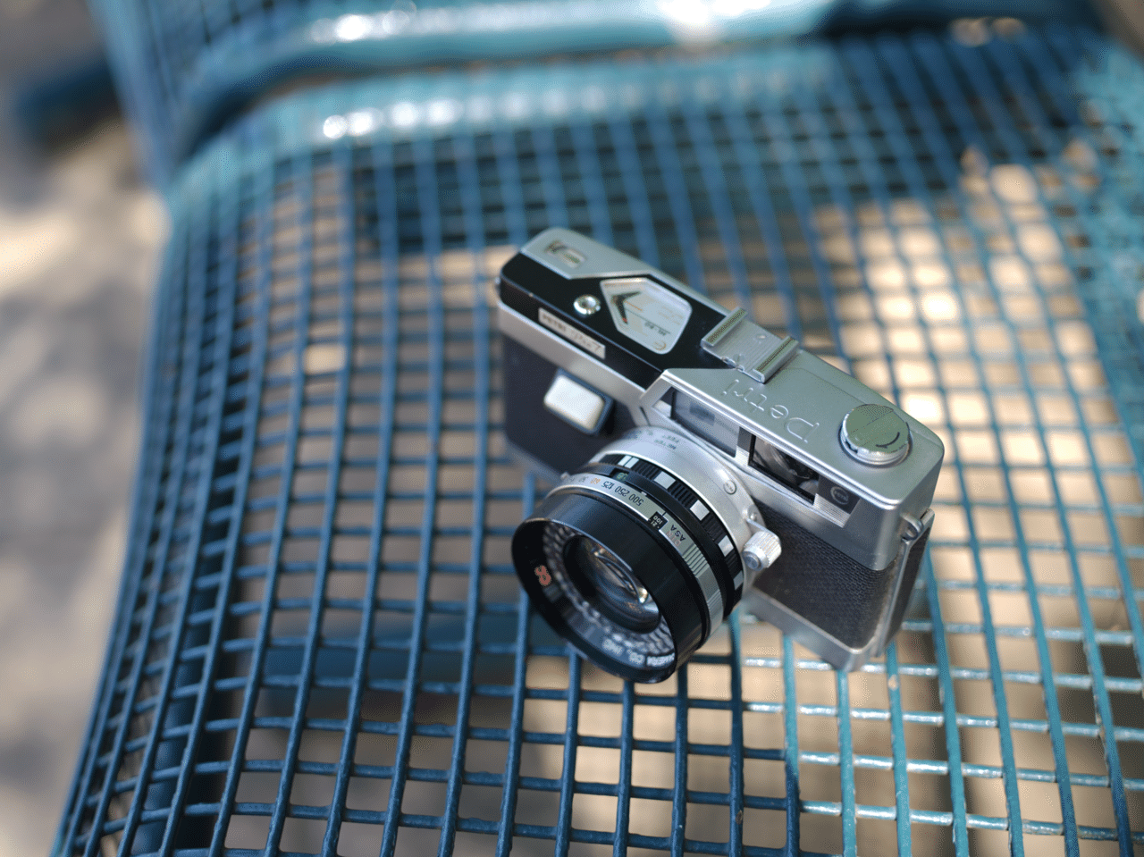 PETRI PRO7はプロに嫌われたプロのカメラ|Sven. PETRI PRO7はプロに嫌われたプロのカメラ|Sven.