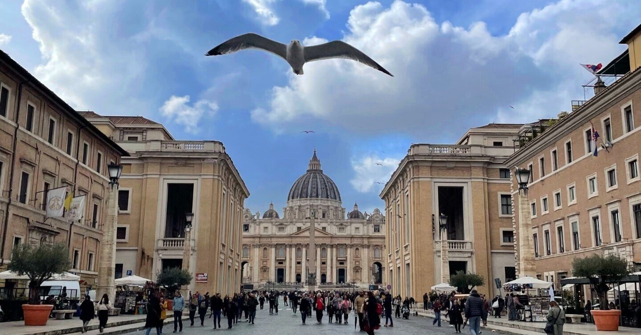 世界最小国家・バチカン市国へ、芸術と歴史を巡る旅。｜桜