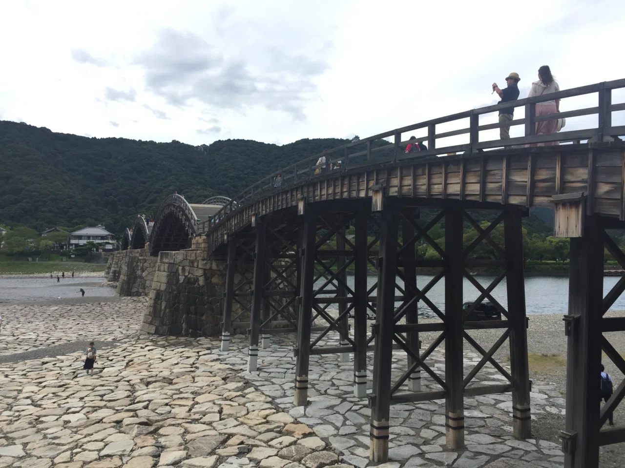 むにみずべ 山口編01 錦帯橋下の川渡り｜むにみずべ