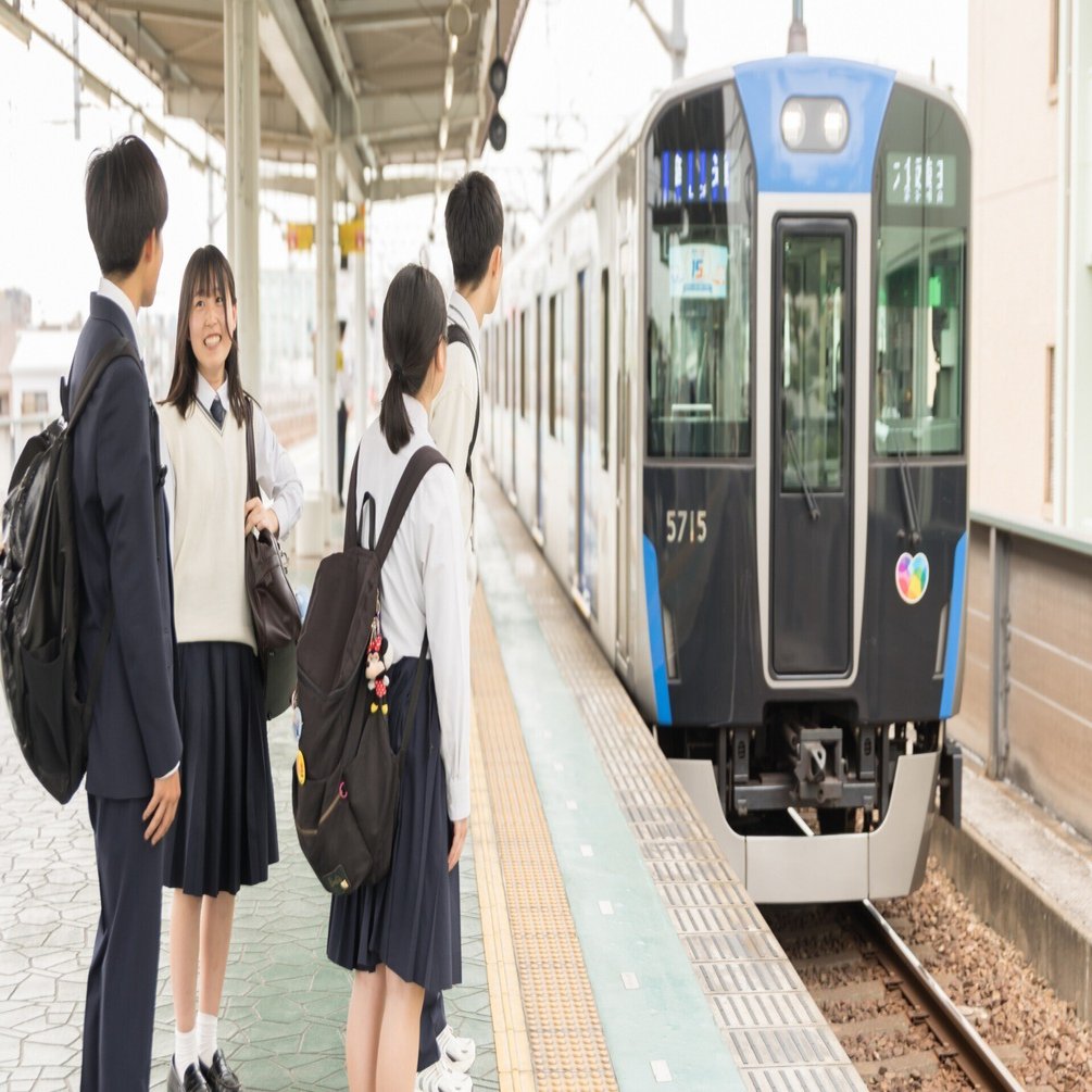 通学 じっさいどぉなん？ 神戸市が高校生の通学定期券代を「ゼロ円」に｜神戸市公式note