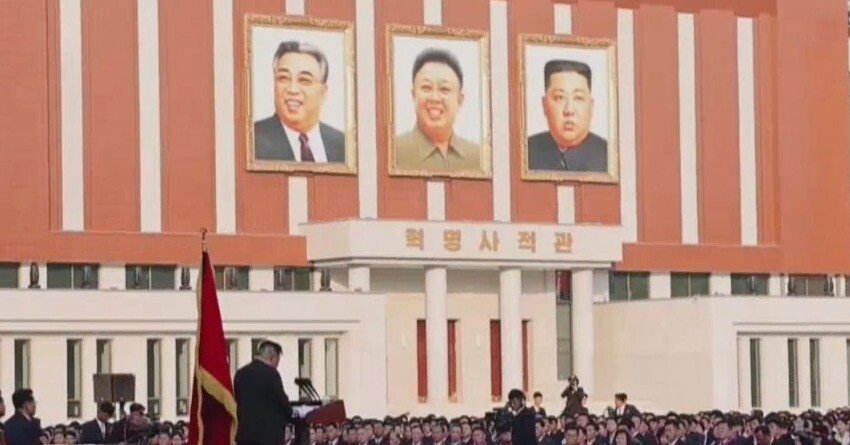 北朝鮮 肖像画が「3枚」に｜池畑修平