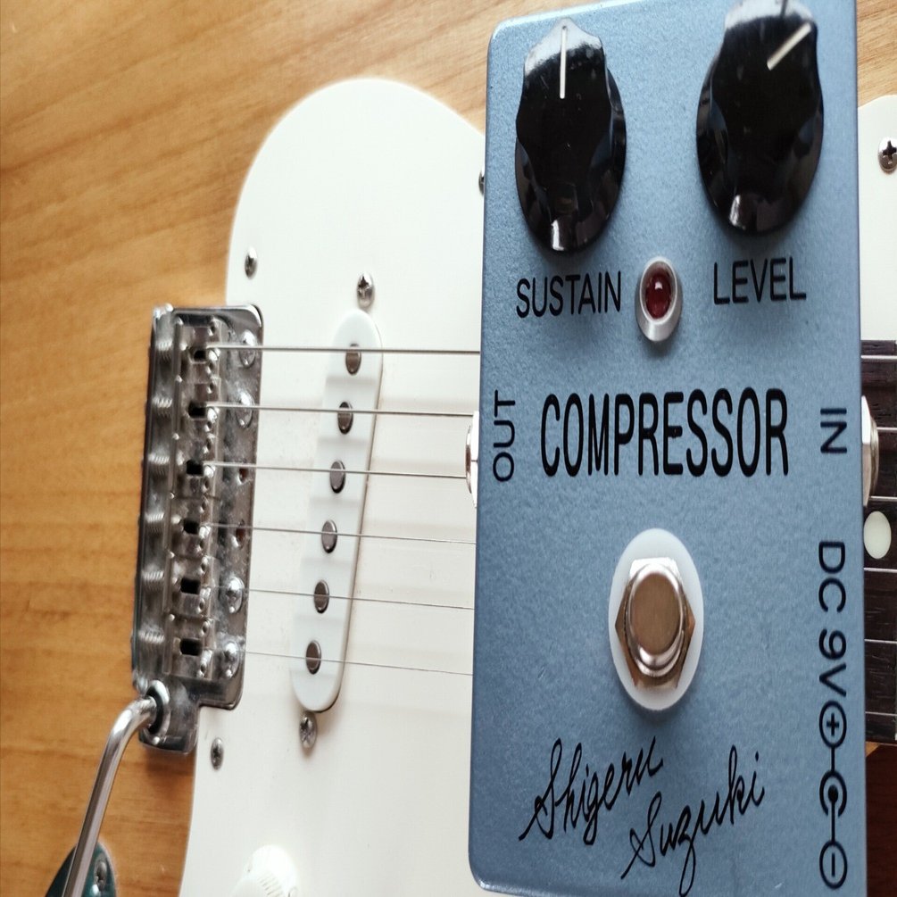 ストラト＋コンプ」が生み出す極上のギターサウンドが聴ける名盤のご