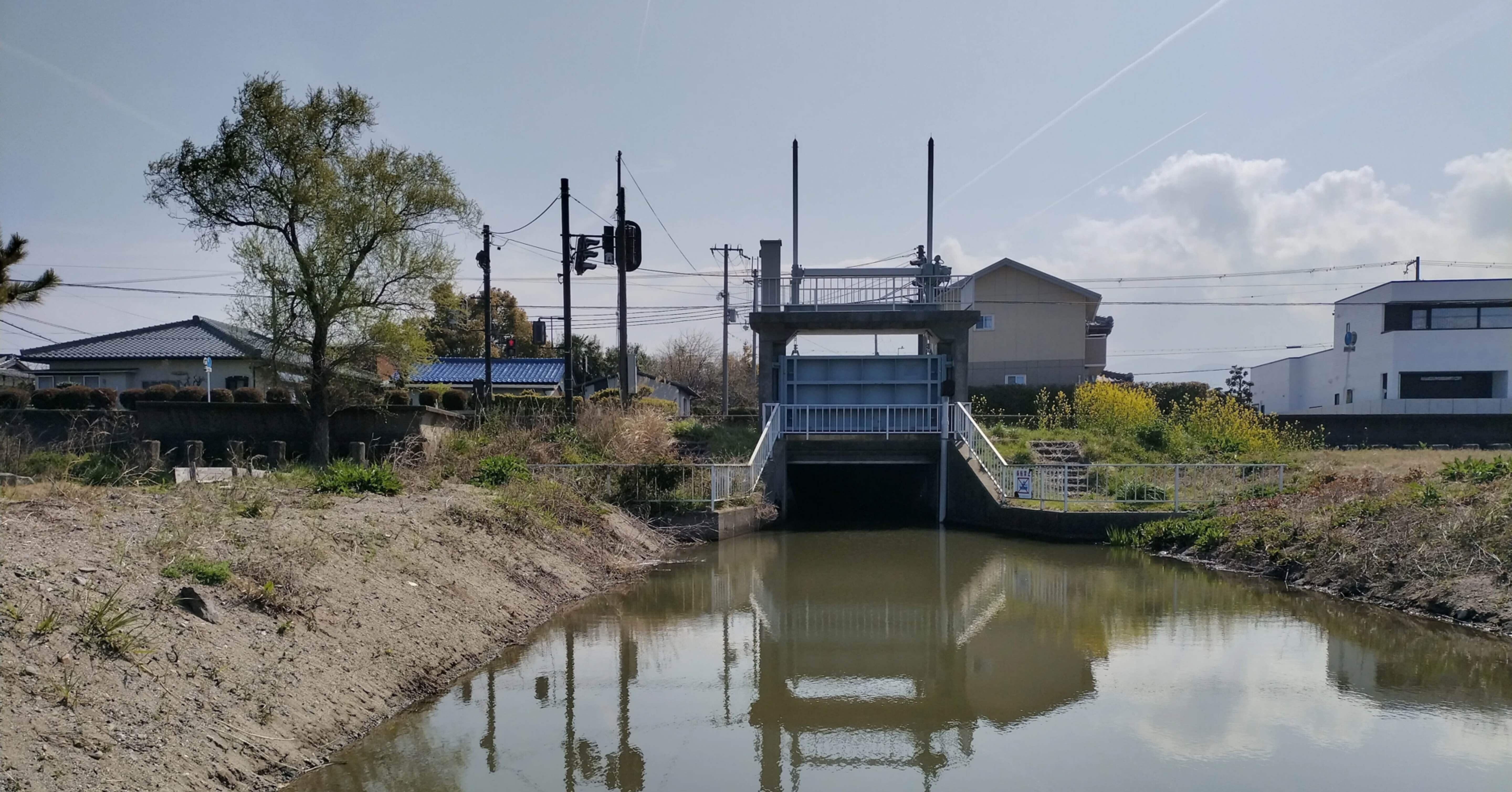 よ 吉田修一「旧岩淵水門」｜潮田クロ(ウシオダクロ)