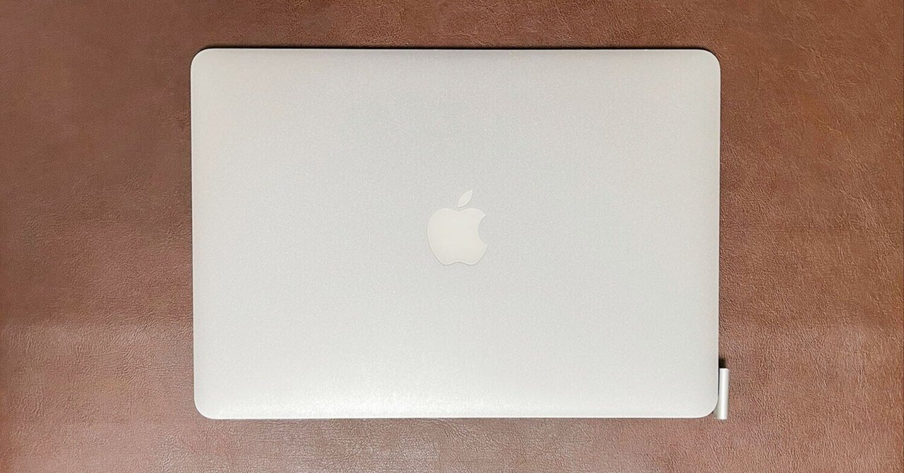 お値下げ❗️MacBook Air 2012 Catalinaインストール11イ 蘇った お値下げ❗️MacBook Air 2012 Catalinaインストール11イ 蘇った