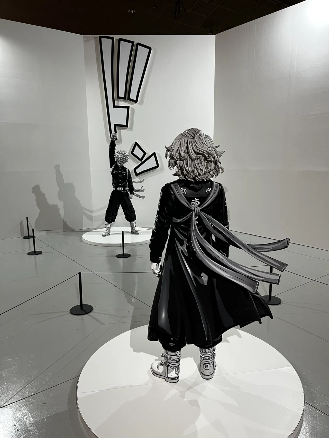 最後の世界線、ひよってるやついる？」東リベ展｜アート王子 @アート研究所