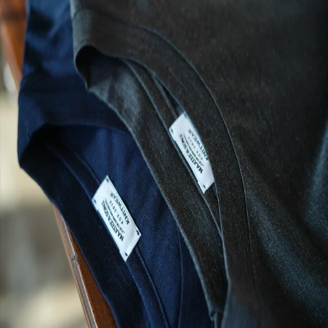 MAATEE & SONS シルク スウェットシャツ　ネイビー シルク100%の極上の着心地。体感したら抜け出せなくなります