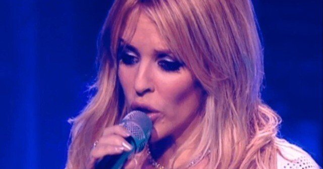 カイリー・ミノーグ（Kylie Minogue） - Showgirl｜Qello Japan