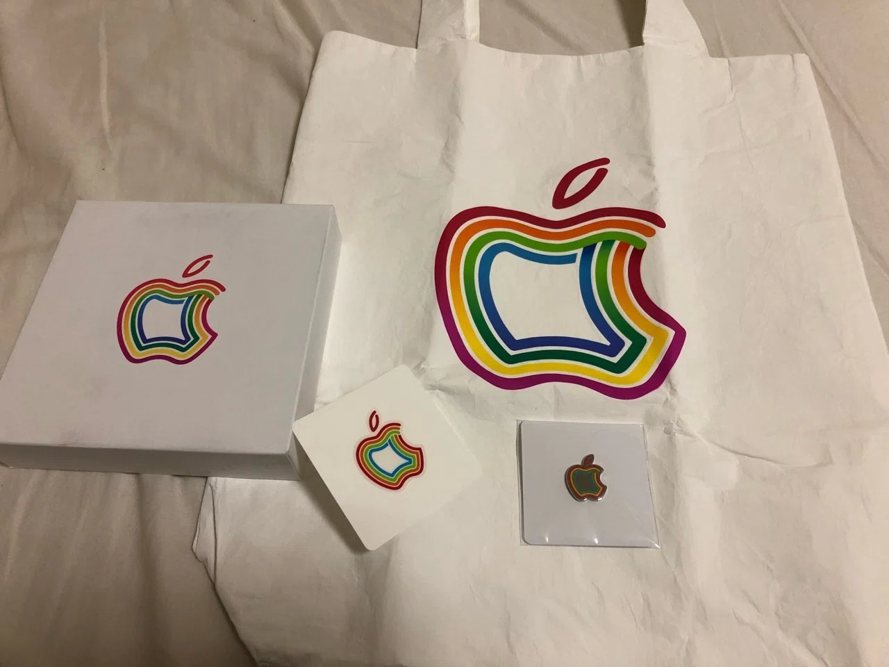 Apple Store 丸の内オープンに並んでみた｜しげ