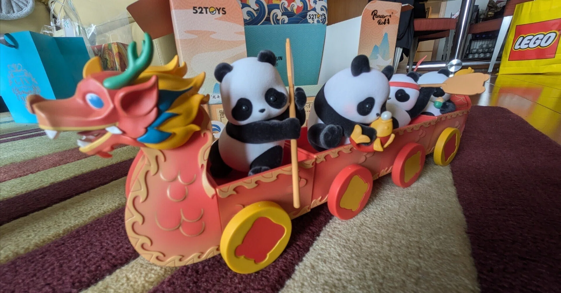 PandaRoll：中国のパンダのフィギュア｜さとー