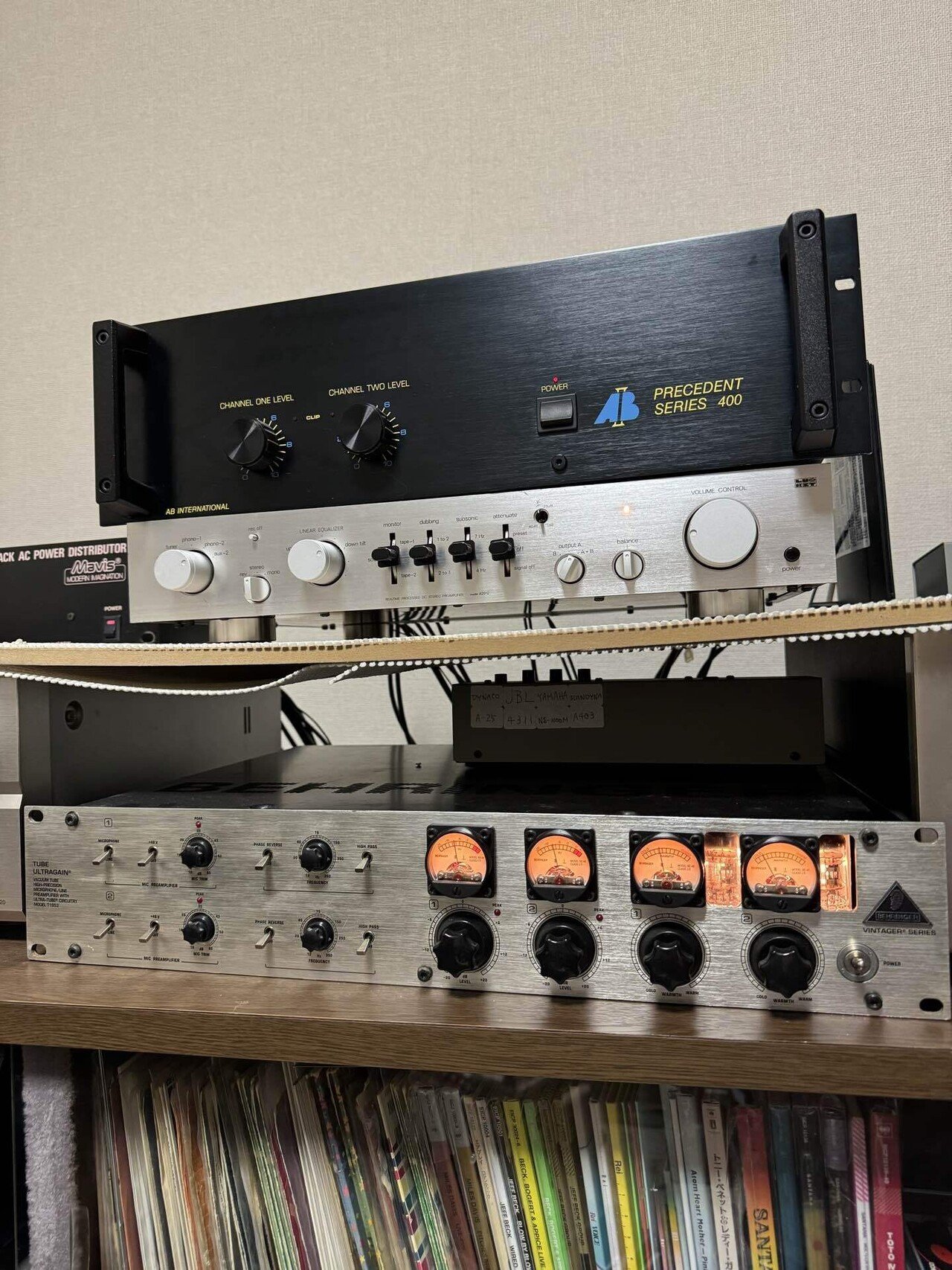 自宅用のパワーアンプ更新しました。音道楽が過ぎますね。「音屋」だけ